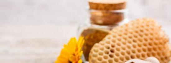 蜂花粉的8个令人惊讶的健康益处
