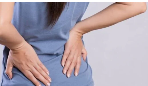 患有慢性腰痛可以用阿育吠陀油来缓解