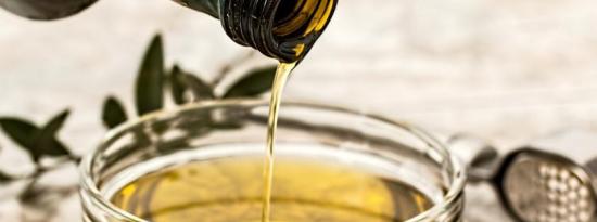 鳄梨油与橄榄油：哪一种更适合您