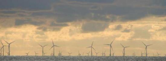 世界上最大的海上风电场实现第一次发电