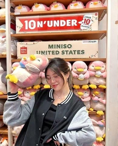 MINISO MIRACLES分享假期的快乐 幸福和乐趣