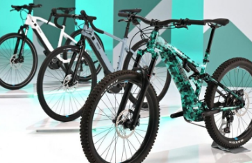 汽车和摩托车制造商正在将电动自行车添加到他们的产品系列中