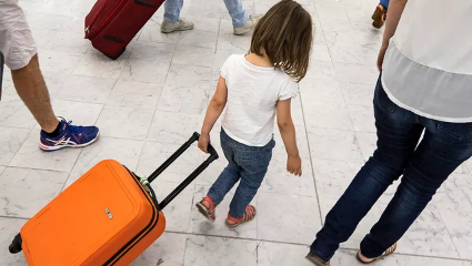 夏季旅行如何打包随身行李