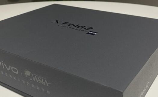 Vivo X Fold 2零售盒图像出现