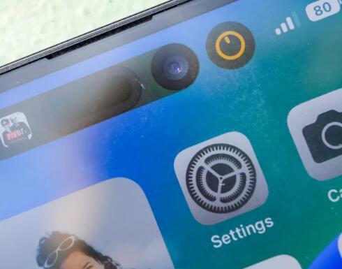 三星提前一个月开始生产iPhone 15 OLED面板