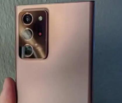 四月更新将图像剪辑器带到美国的三星Galaxy Note 20